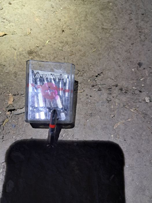 Cap bormașina in cruce