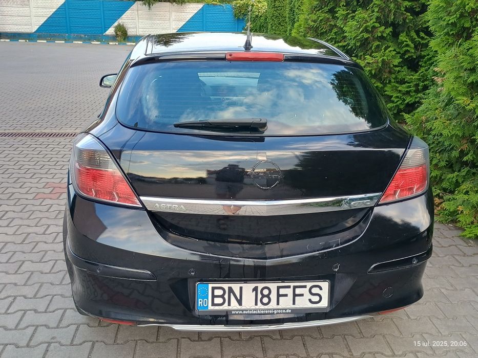 Opel Astra GTC 1.9 cdti