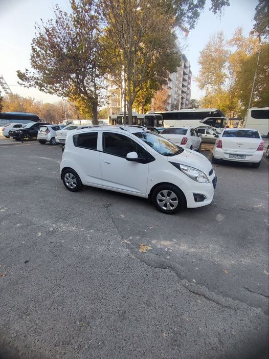 O'zimni Spark moshinamni sotaman