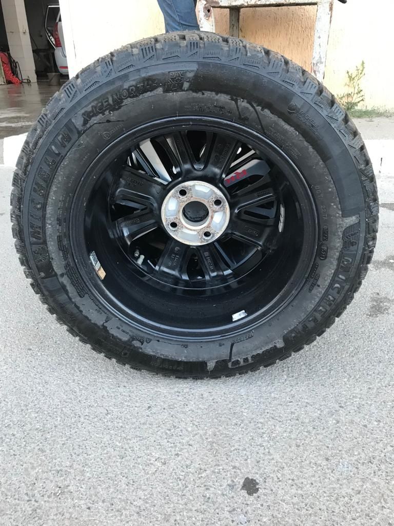 Комплект шин Michelin X-ice North 4 195/65 R15 T95 с шипами на дисках