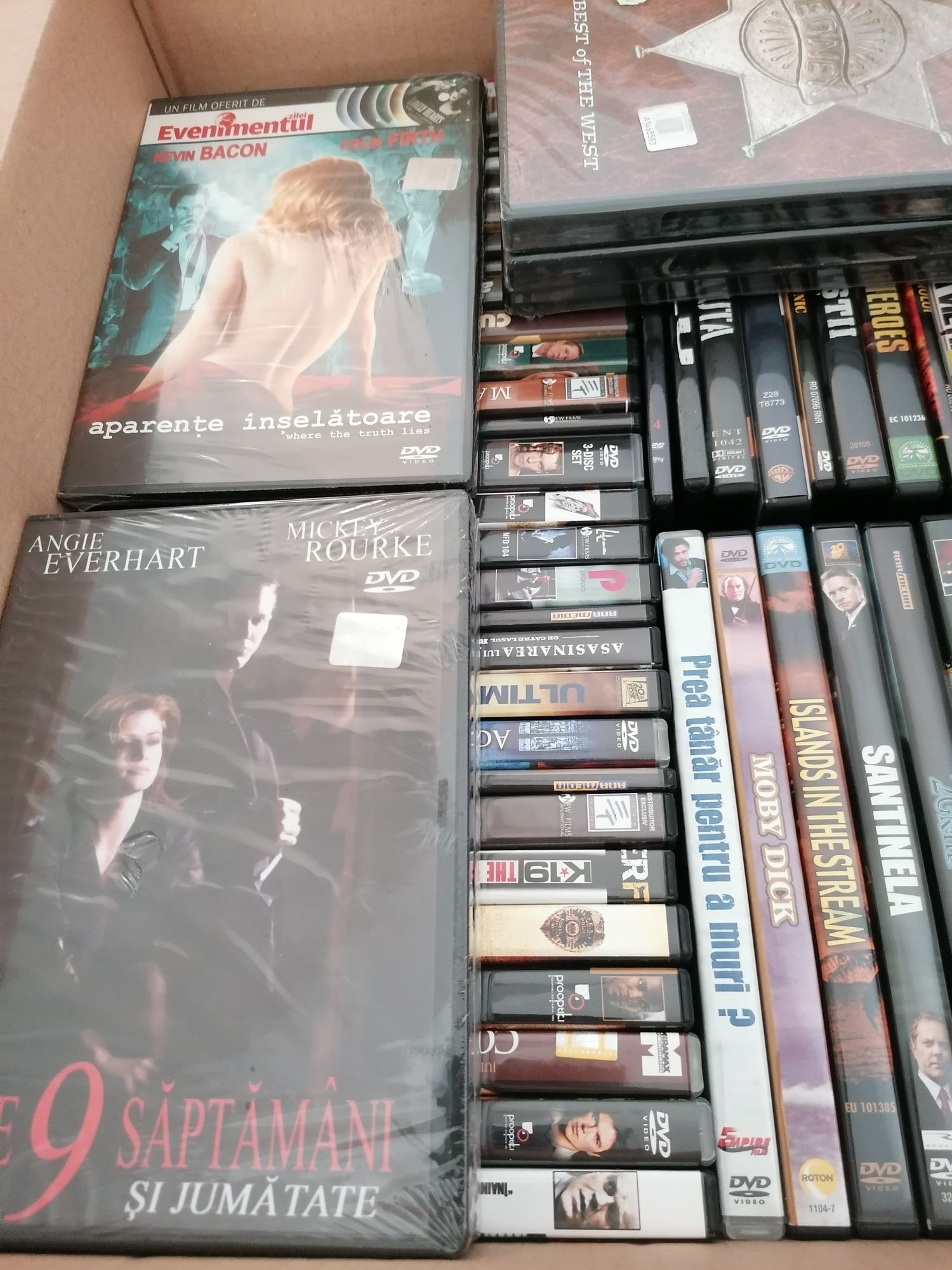Set 57 dvd-uri (7 sigilate și 50 utilizate)