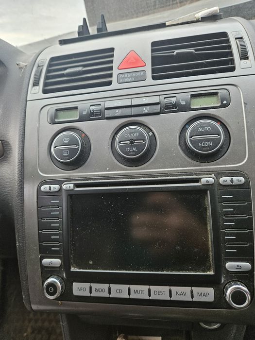 Dezmembrez VW Touran facelift Motor 2.0 BMM