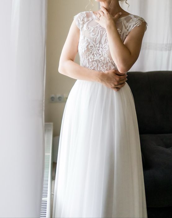 Vând rochie de mireasă