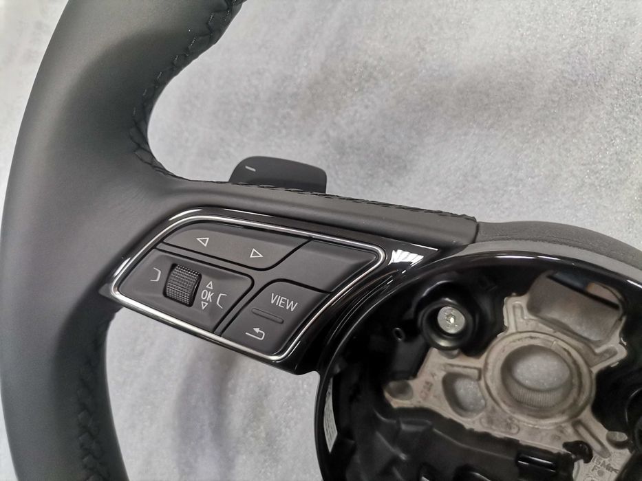 Нов Оригинален Черен Кожен Волан AUDI A1 GB A3 S3 8Y 82A419091AA