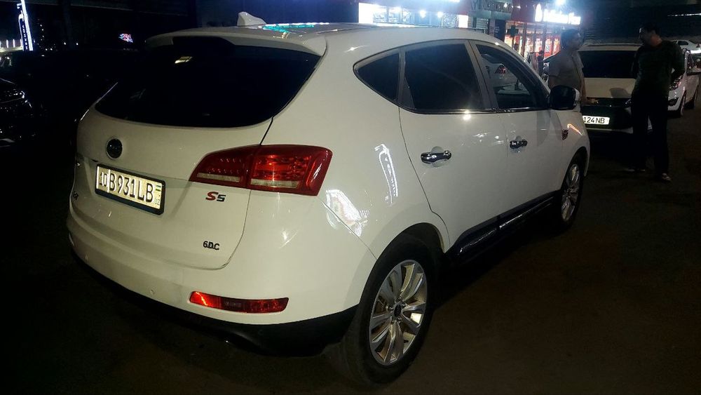 Jac-5 Автомабил сотилади