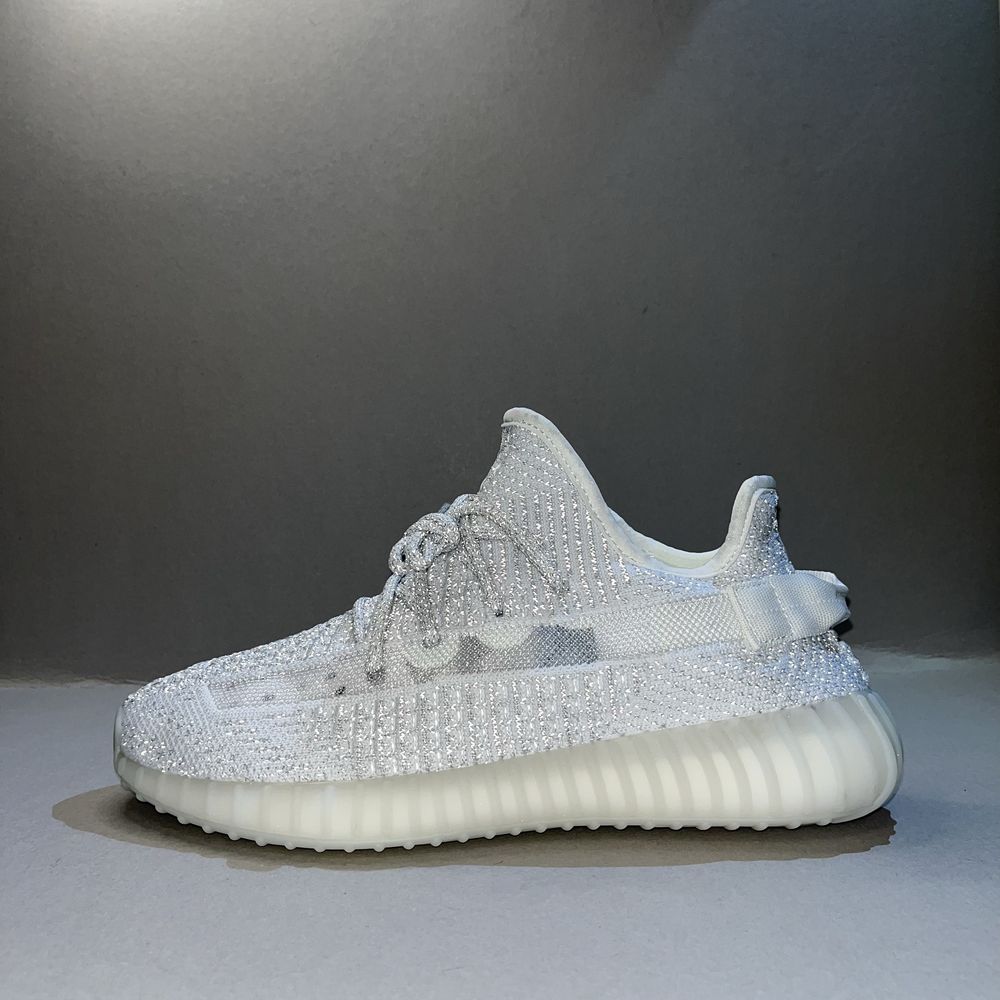 Yeezy 350 Boost V2 White! НОВИ!