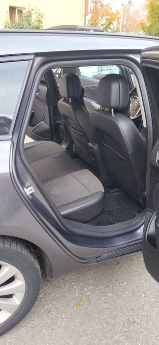 ASTRA J Diesel  2 L 160 CP 2011