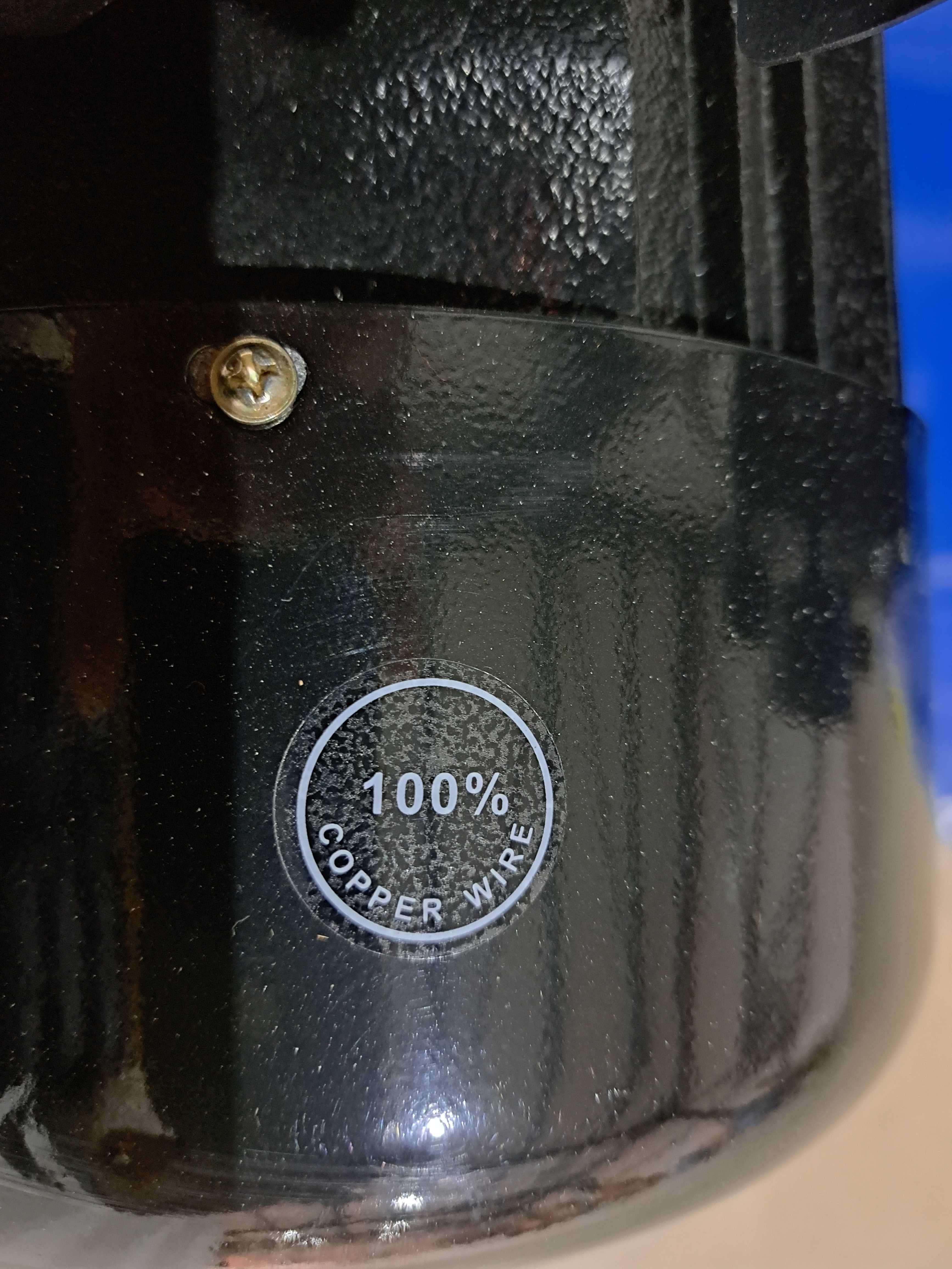 КОПРЕСОР ЗА ВЪЗДУХ ROEN-200л / 12.5 бара.