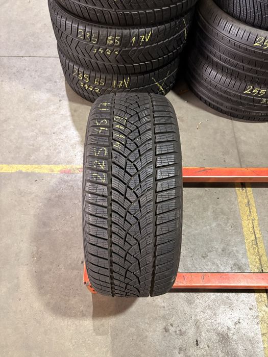Anvelope iarna 225/45/17 Good Year Ultra Grip Performance 225 45 17