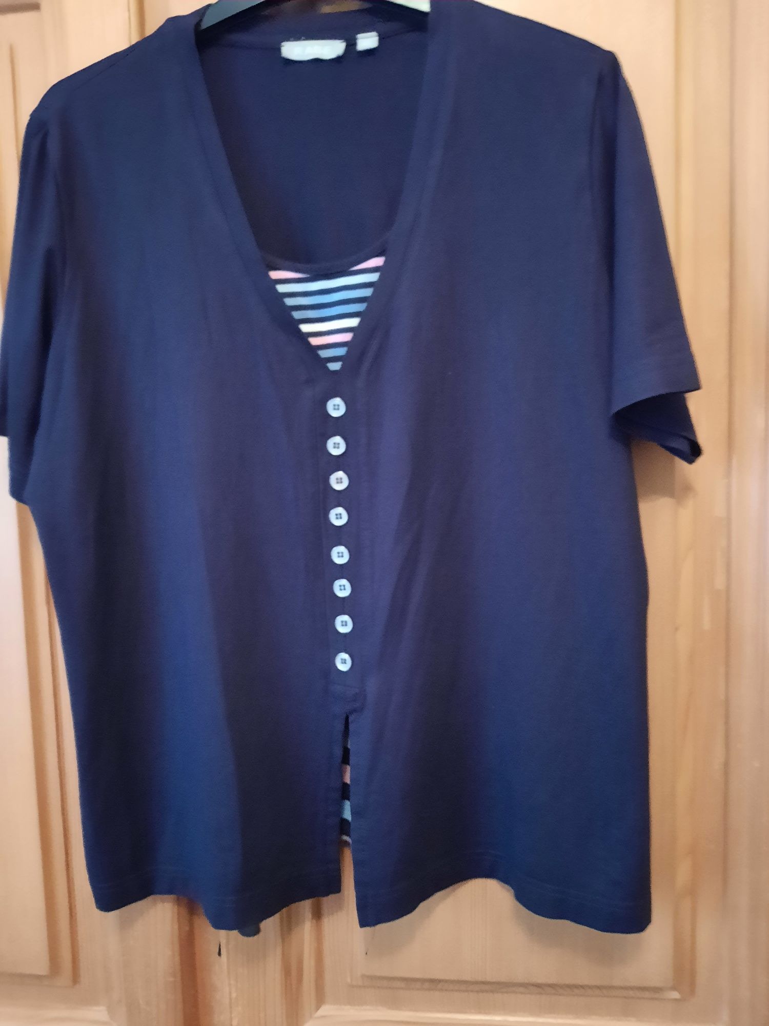 Bluza bleumarin cu aspect dublu mărimea 44