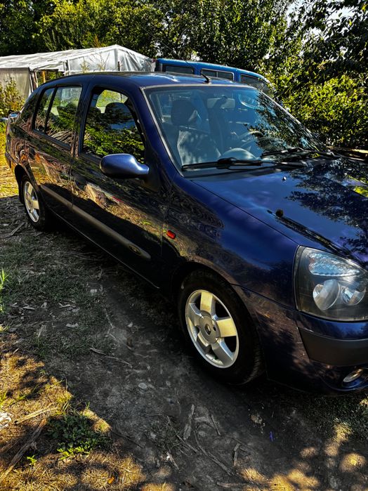 Renault clio symbol