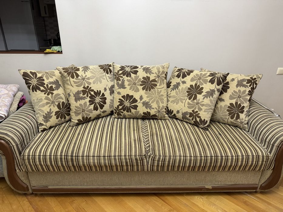 Диван для гостиной