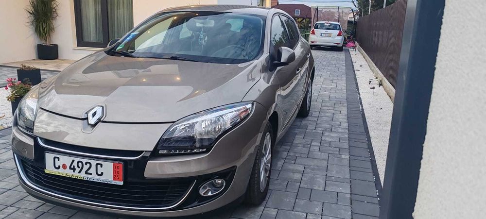 Vand Renault Megane 100000 km An 2013