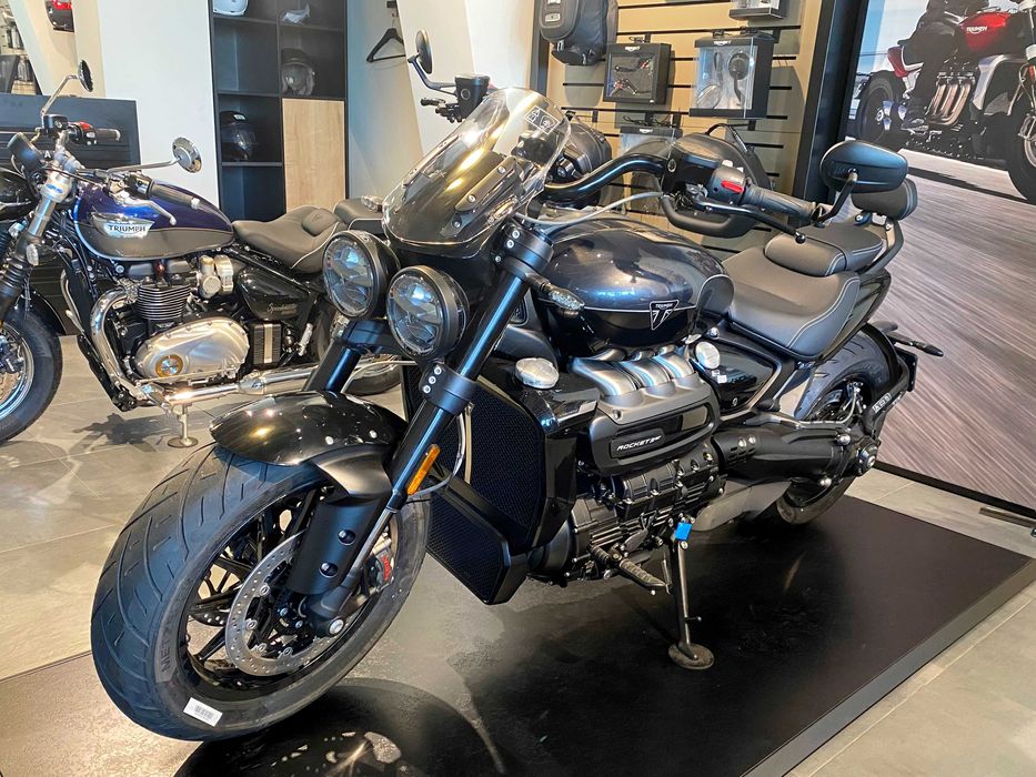 Motocicleta Triumph Rocket 3 Storm GT 2025 Rate | Leasing