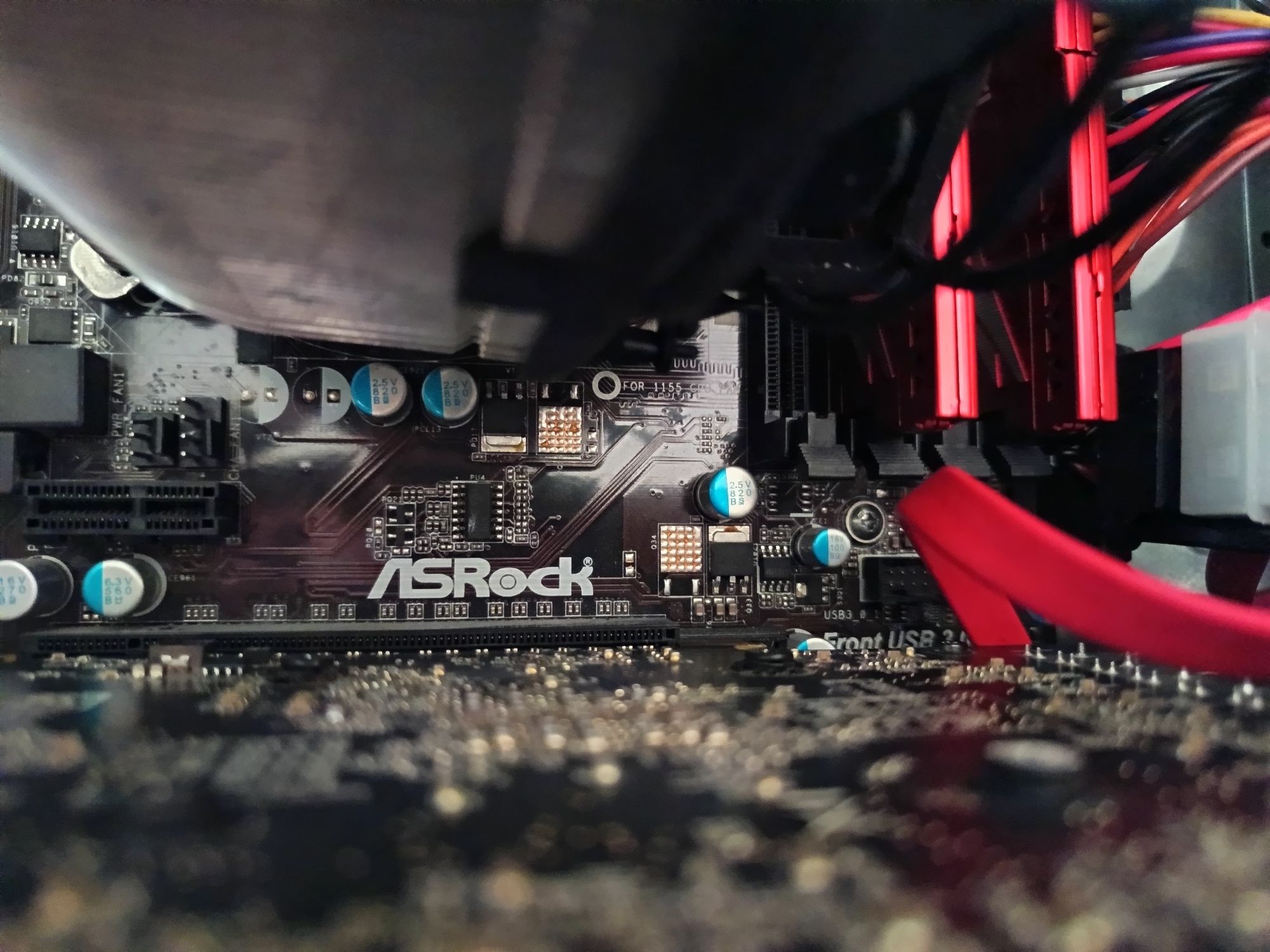 Компютър Xeon E3-1220 8M , H77 Pro4 MVP , 16gb DDR3 , MSI R9 280 3gb