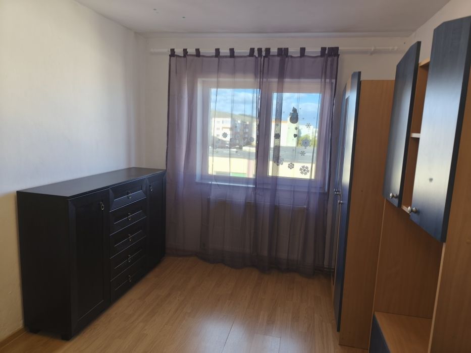 Vând apartament ap cu două camere in cartierul Maguri