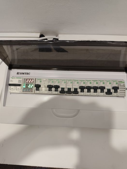 Electrician, instalații electrice, banda led