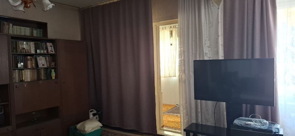 Срочно! 4-х ком. квартира, 4/1/5 в Сергели 1! Метро "Chinor" - 300 м.