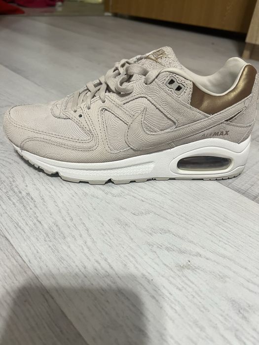 Adidasi nike marimea 37,5