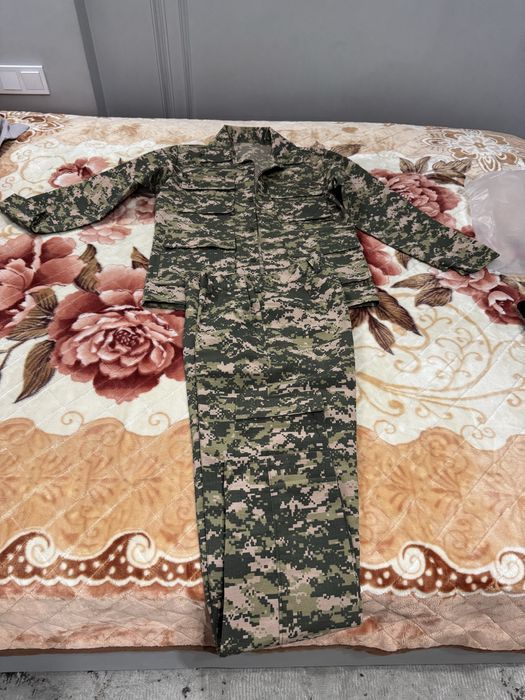 Продам военный костюм