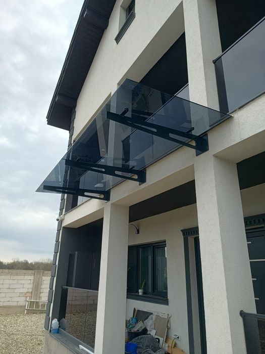 Balustrade din sticlă și Inox