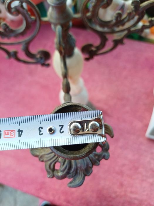 Стар Бароков свещник с оникс