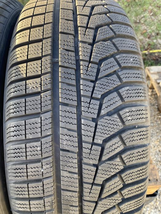 215/55/17 Ханкок Зимни