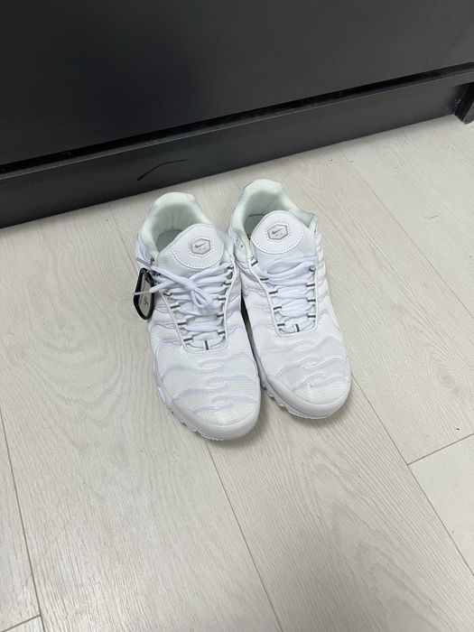 Nike tn albi 44.