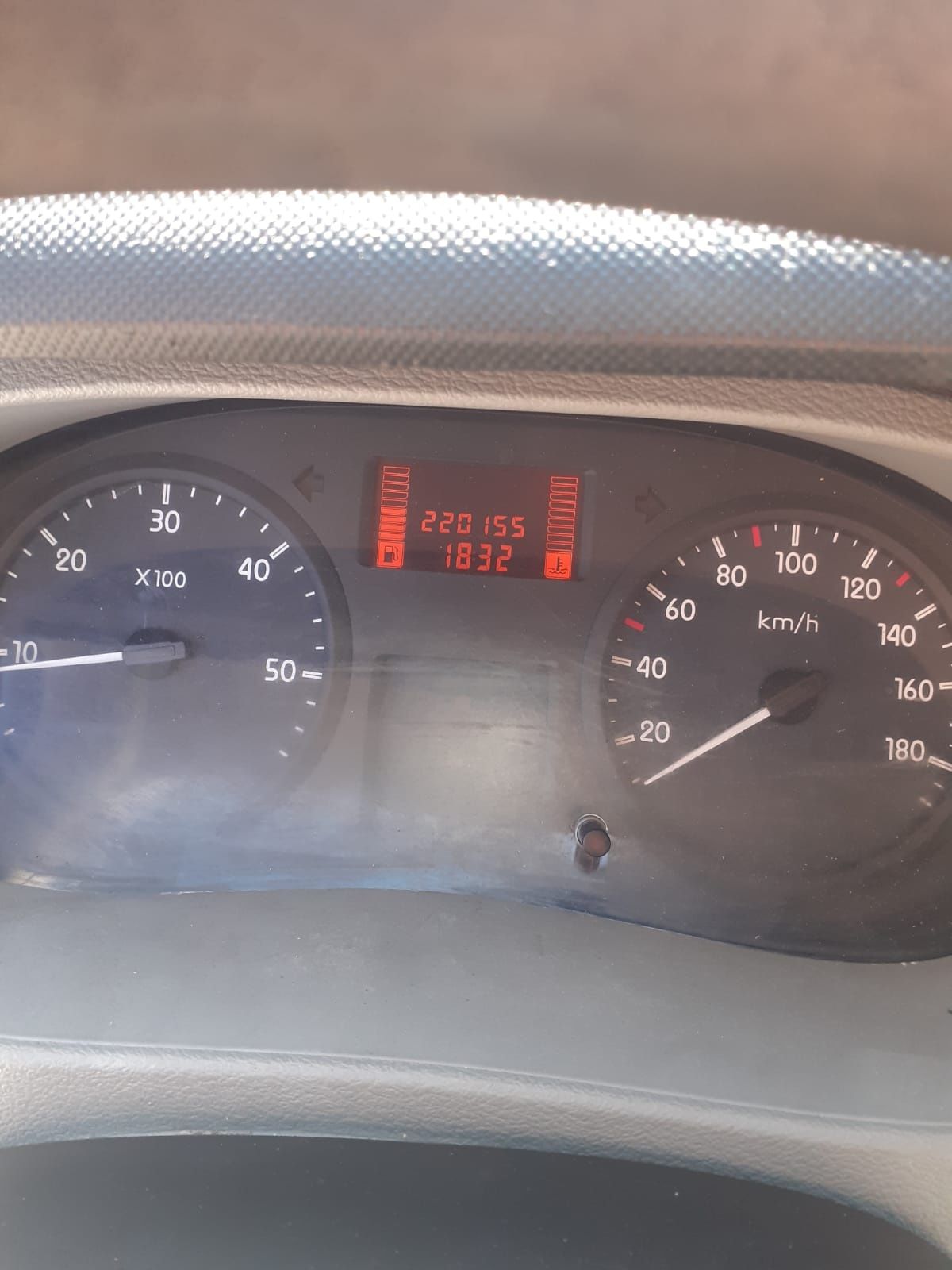 Renault master nebasculabil