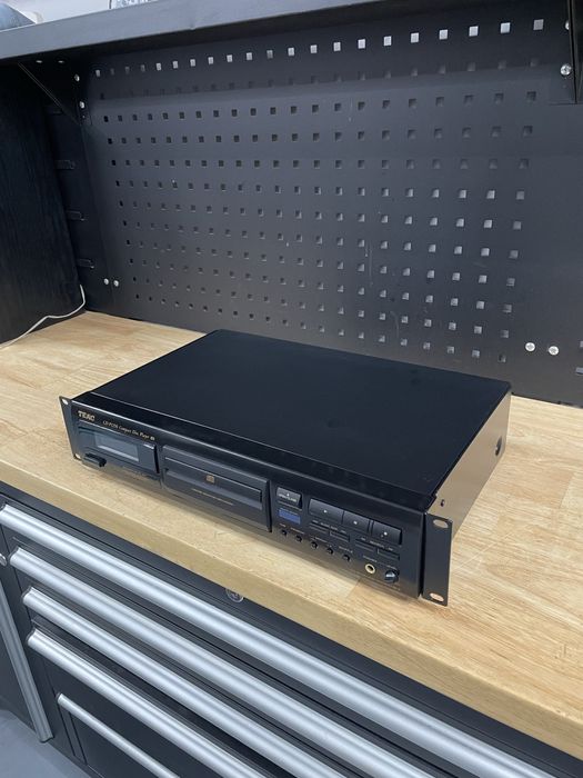 Cd player teac cd p1250