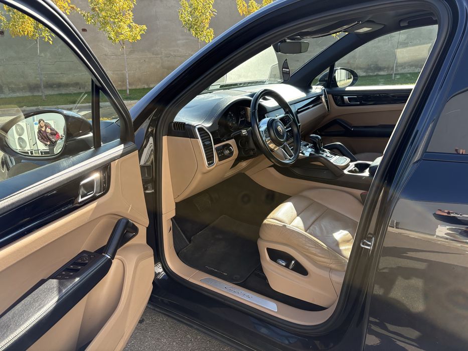 Porsche Cayenne Chrono/Matrix/Panoramic accept variante