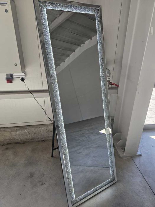 Луксозно огледало с LED осветление/ГАРАНЦИЯ