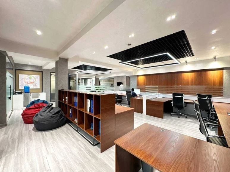 Сдается офис на Максим Горького, метро БИЙ, 700 м²