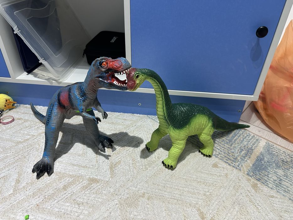 Динозавры большие