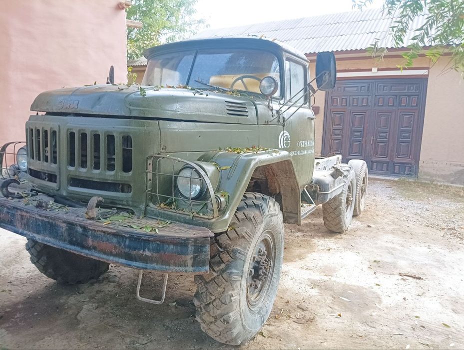 Зил 131 сотилади