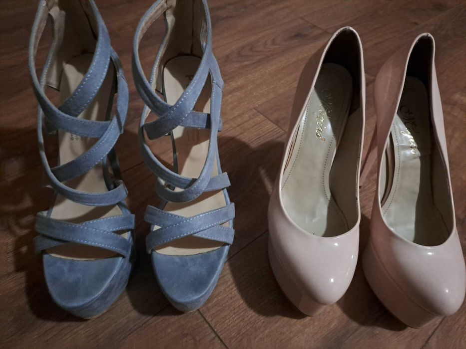 Дамски обувки на висок ток