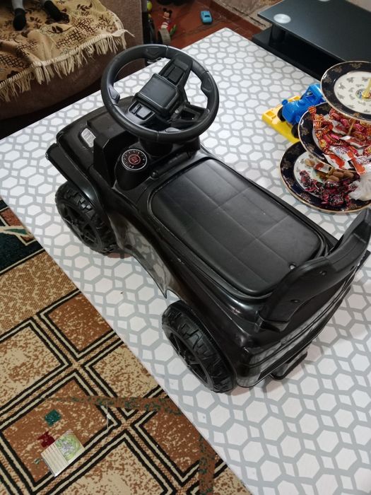 Детская машина для езды