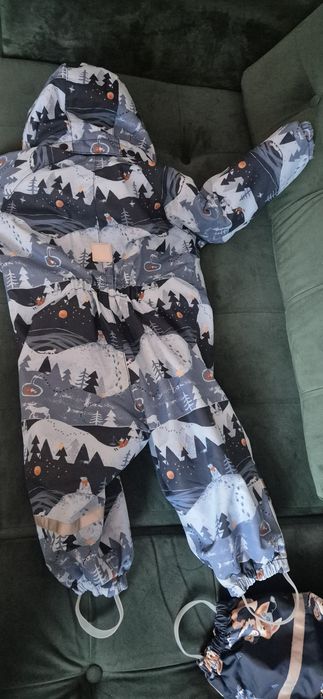 Vând combinezoane iarna Reima