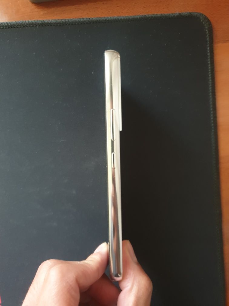 Samsung Galaxy S22 8/256