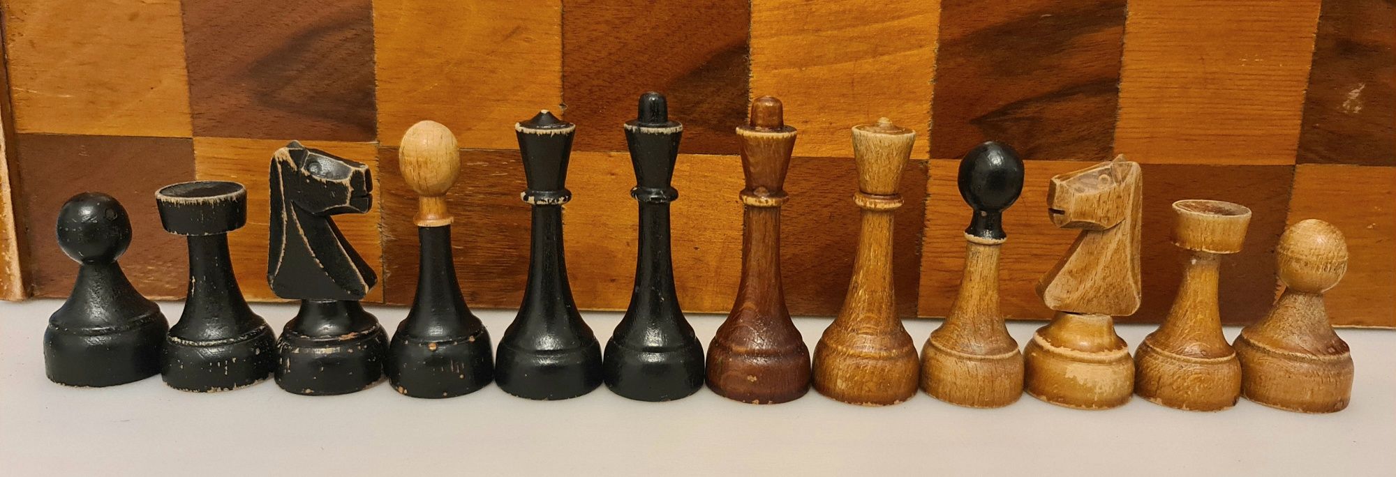 Set piese șah vechi din lemn