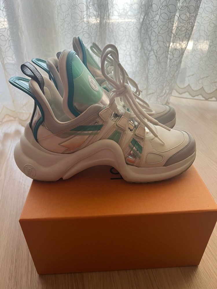 Louis Vuitton  Archlight Sneakers Green/White Leather LV