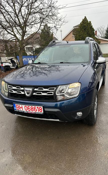 Vând Dacia Duster 4x4