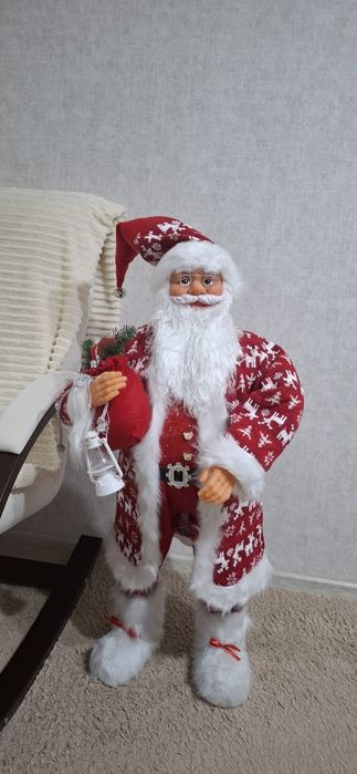 Продаётся Санта Клаус
