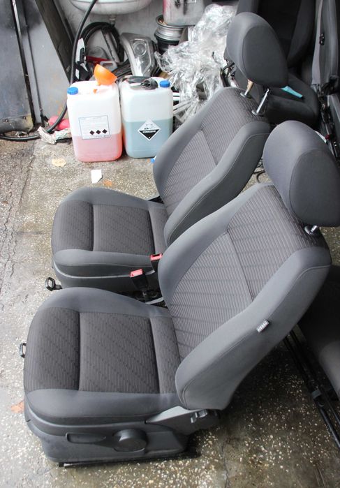 Салон за Фолксваген Кади  2012 г.  5+1  VW Caddy