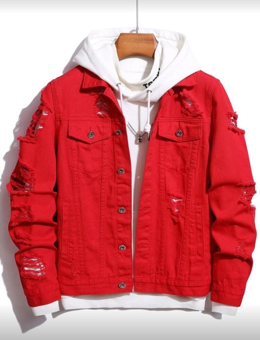 Vând geaca noua de blugi