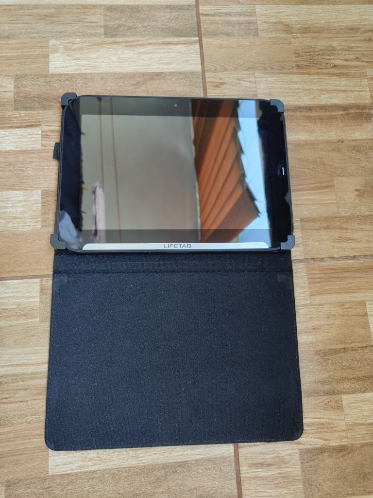 Tableta Medion Lifetab P9516