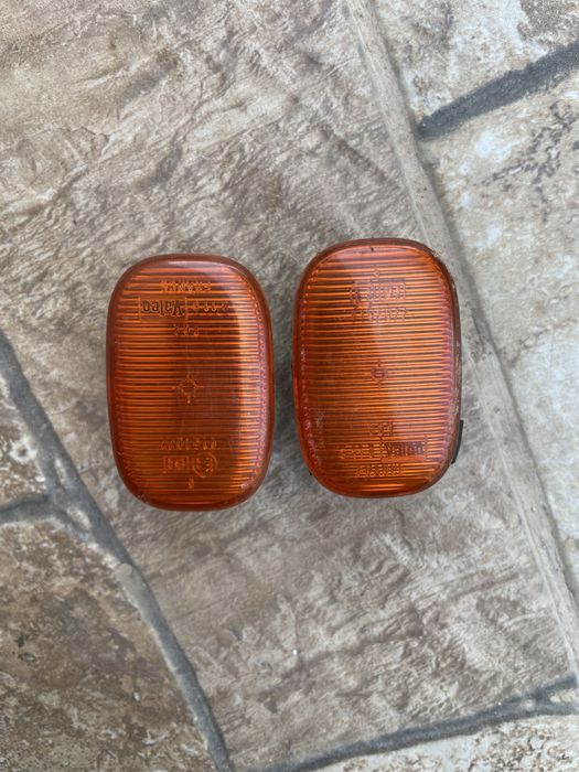 Поворотник Тойота Карина Е