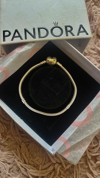 Оригинална гривна Пандора(ЛЮБОВ)