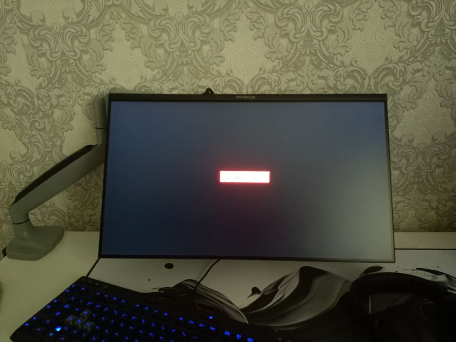 Монитор 240 hz с кронштейном