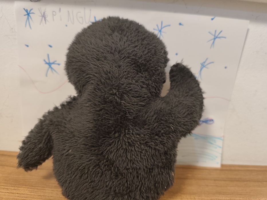 Jucărie de pluș cusută manual Pingu